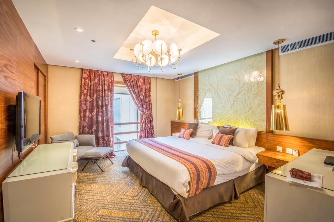 Grand Plaza Hotel - Takhasosi Эр-Рияд Экстерьер фото
