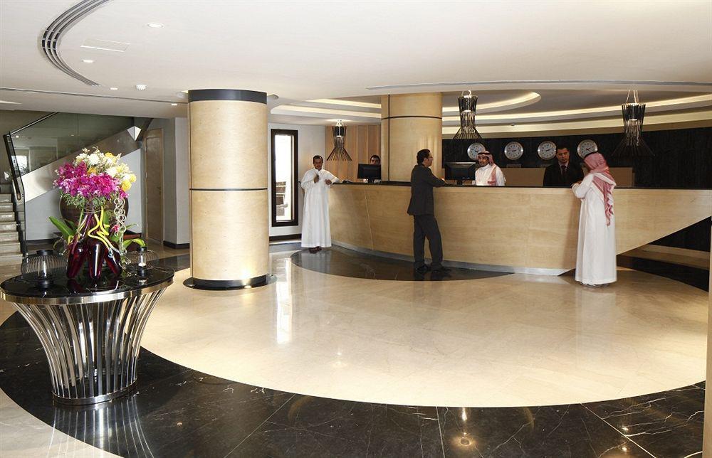 Grand Plaza Hotel - Takhasosi Эр-Рияд Экстерьер фото