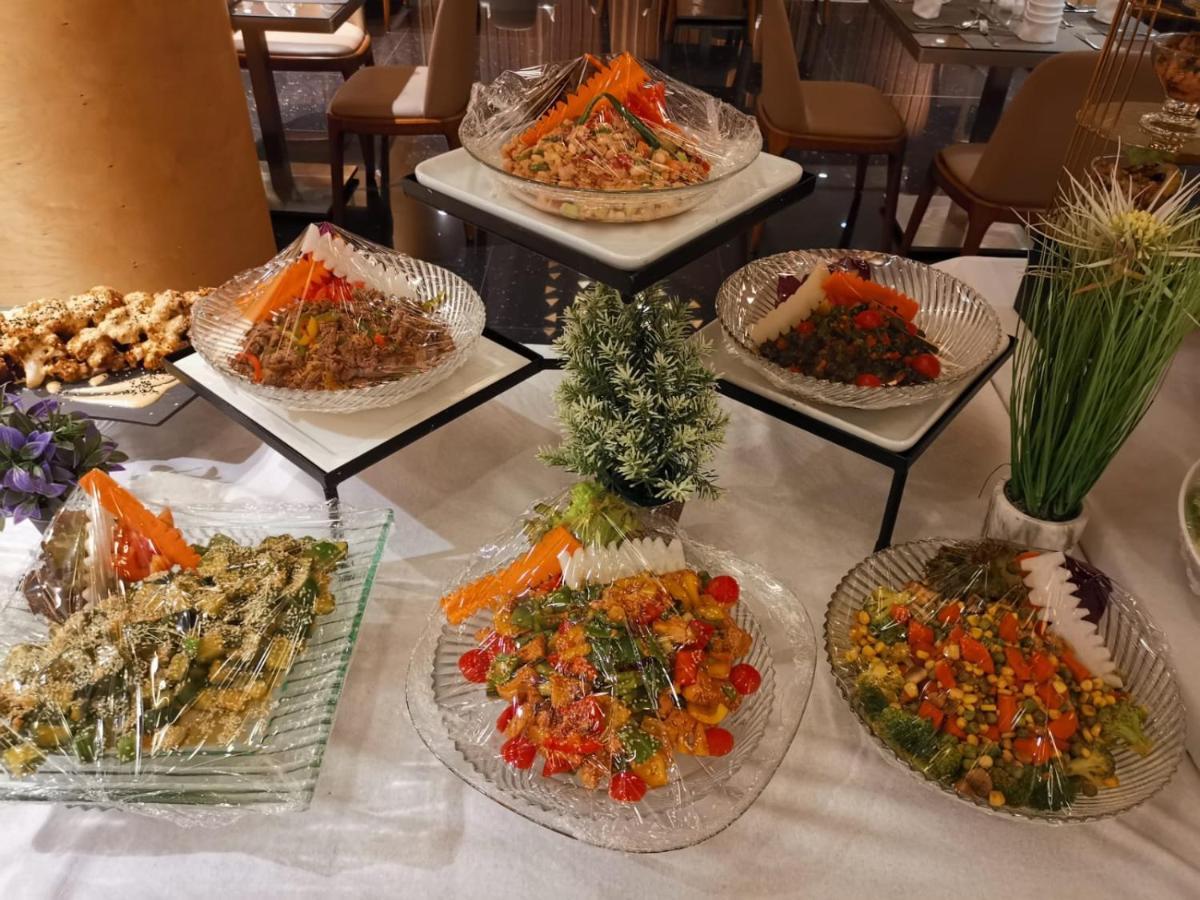 Grand Plaza Hotel - Takhasosi Эр-Рияд Экстерьер фото